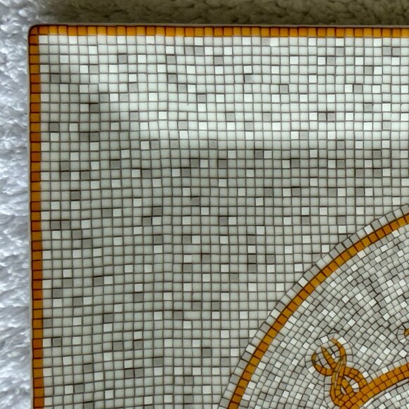 Hermès Mosaique au 24 Gold Square Plate 23cm | 9inch | Mint | Boxed | Gift-Ready - Picture 3 of 11